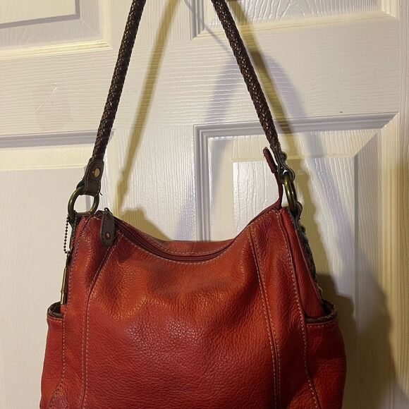 Red Leather Shoulder Bag - Picture 4 of 16